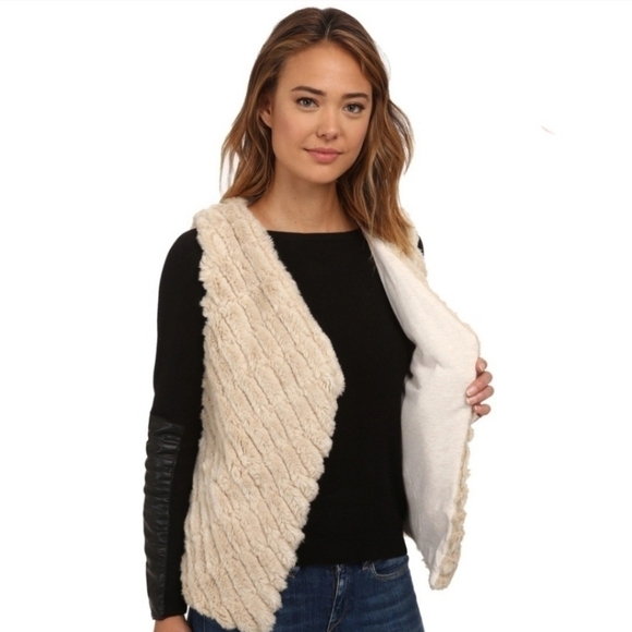 BB Dakota Keith Faux Fur Vest In Outmeal Sz Small - Picture 3 of 10